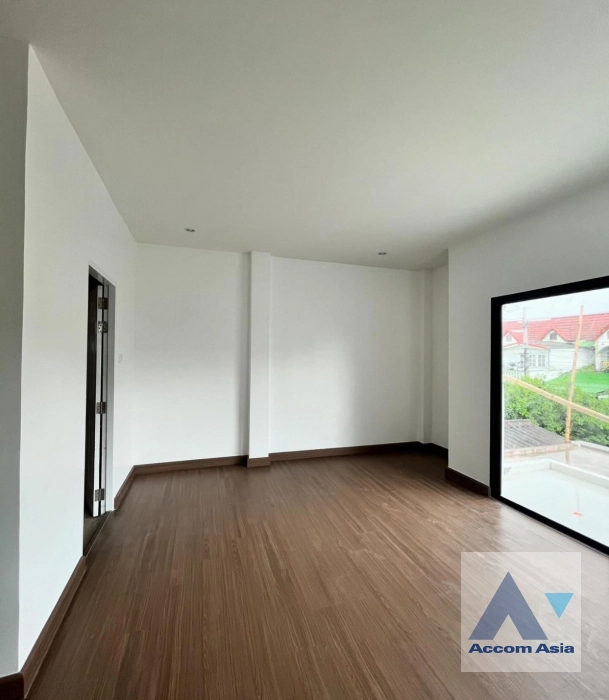 9  4 br House For Sale in Latkrabang ,Bangkok  at Phibunsap Village AA45083