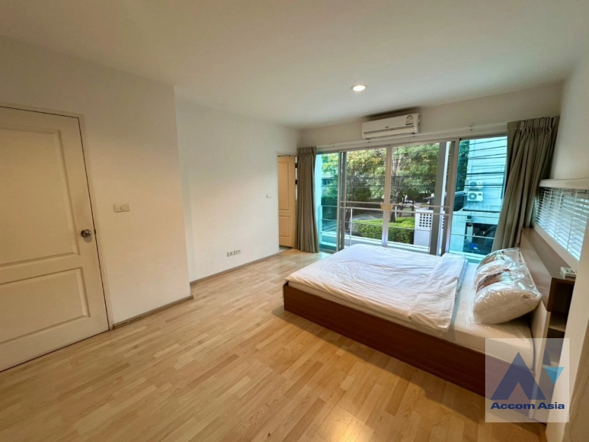 7  3 br Townhouse for rent and sale in Pattanakarn ,Bangkok ARL Ramkhamhaeng at Noble Cube AA45084