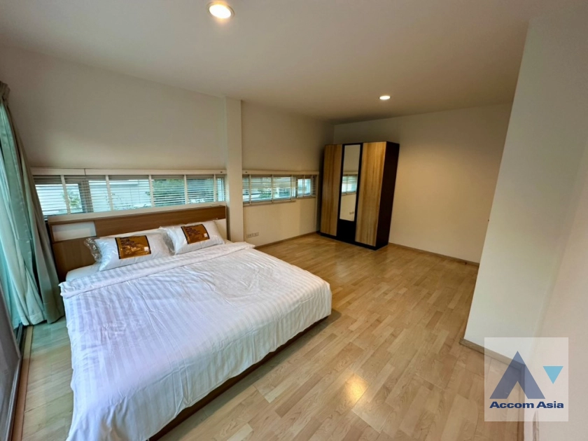 8  3 br Townhouse for rent and sale in Pattanakarn ,Bangkok ARL Ramkhamhaeng at Noble Cube AA45084