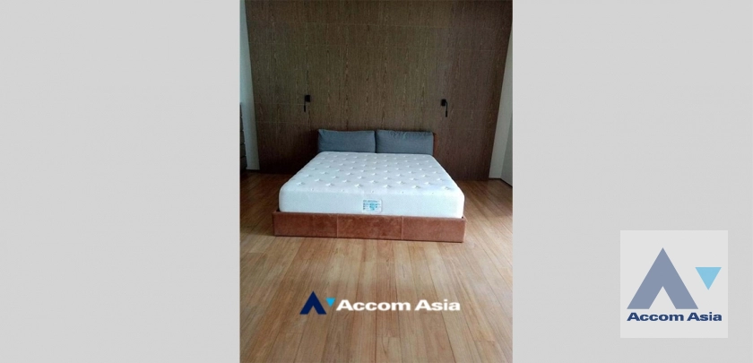 9  4 br House For Sale in Sukhumvit ,Bangkok BTS Ekkamai AA45087