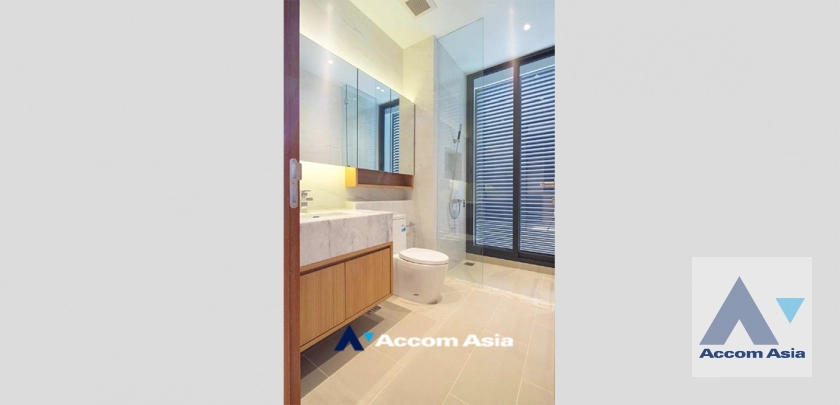 15  4 br House For Sale in Sukhumvit ,Bangkok BTS Ekkamai AA45087