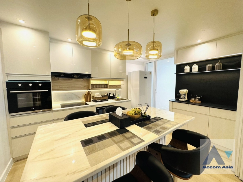 10  3 br Condominium For Rent in Sathorn ,Bangkok BTS Chong Nonsi - BRT Nararam 3 at Fortune Condo Town AA45097