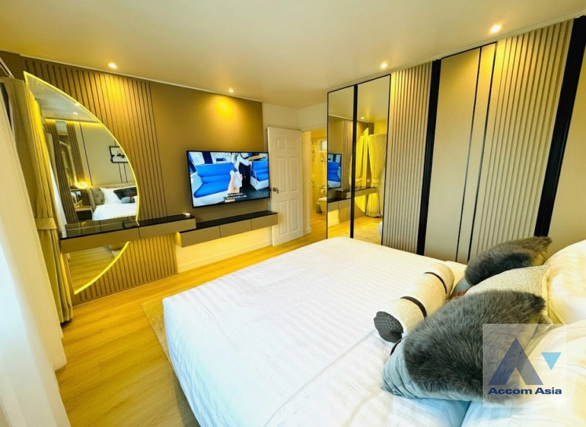 17  3 br Condominium For Rent in Sathorn ,Bangkok BTS Chong Nonsi - BRT Nararam 3 at Fortune Condo Town AA45097