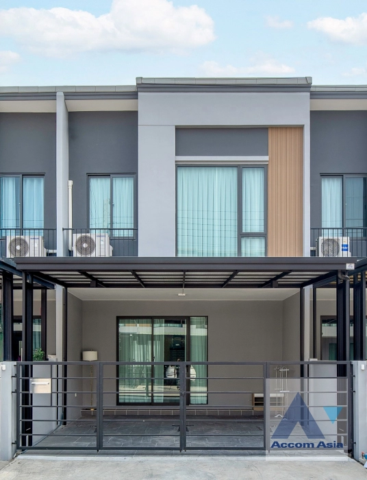 unitFully Furnished, Garden View |  3 Bedrooms  Townhouse For Rent & Sale in Samutprakan, Samutprakan  (AA45104)