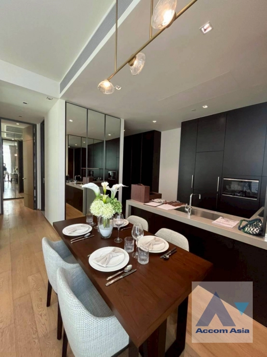 unit 2 Bedrooms  Condominium For Rent & Sale in Ploenchit, Bangkok  near BTS Chitlom (AA45109)