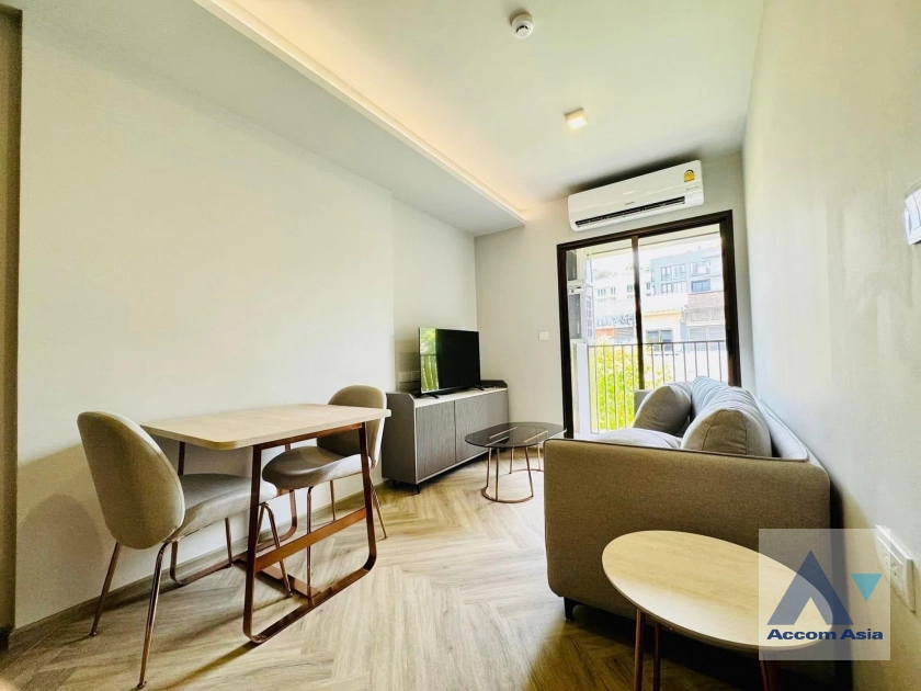 Fully Furnished |  Chapter Thonglor 25 Condominium  1 Bedroom for Sale & Rent BTS Thong Lo in Sukhumvit Bangkok