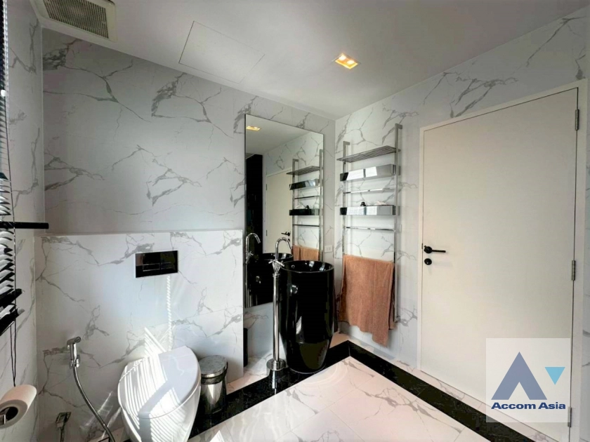 41  4 br Townhouse for rent and sale in Sukhumvit ,Bangkok BTS Thong Lo AA45115