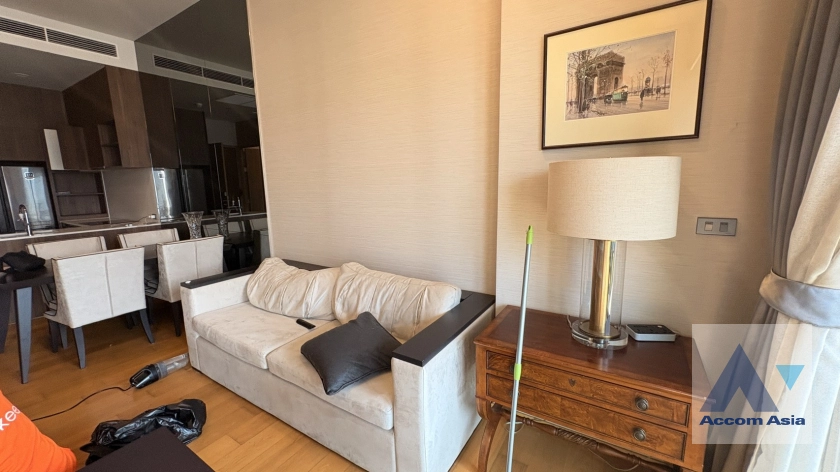 unit 2 Bedrooms  Condominium For Rent in Sukhumvit, Bangkok  near BTS Phrom Phong - MRT Sukhumvit (AA45116)