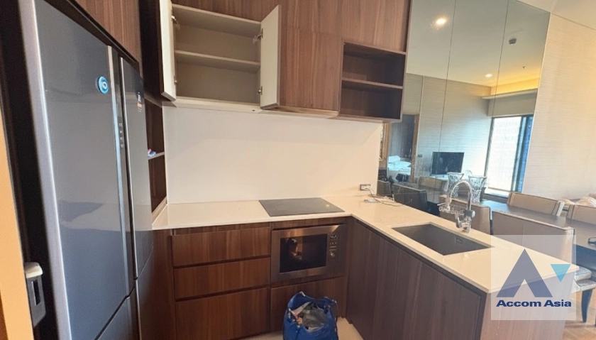 unit 2 Bedrooms  Condominium For Rent in Sukhumvit, Bangkok  near BTS Phrom Phong - MRT Sukhumvit (AA45116)