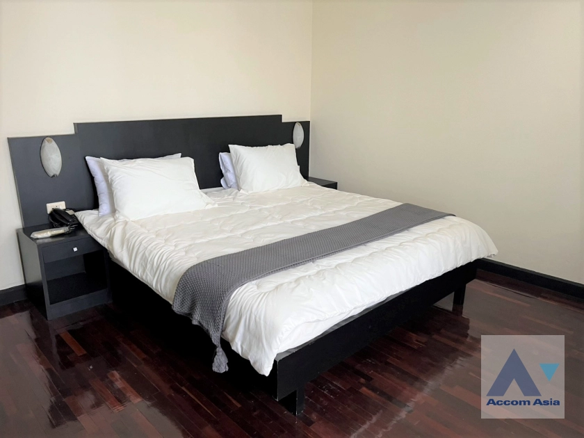 6  2 br Apartment for rent and sale in Sukhumvit ,Bangkok BTS Thong Lo at Pet-Friendly, Cozy and Serene Serviced Apartment in Thonglor AA45117