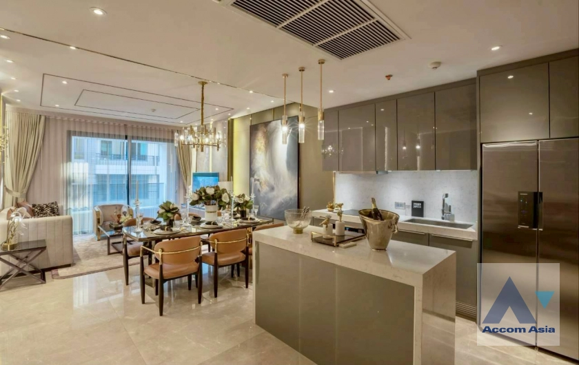 unit 3 Bedrooms  Condominium For Sale in Sukhumvit, Bangkok  near BTS Thong Lo (AA45122)