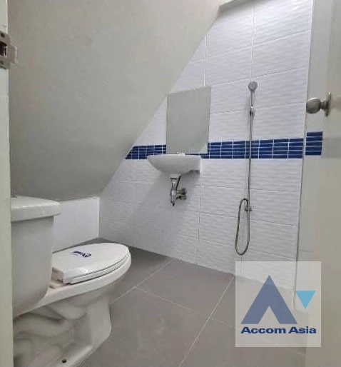 4  Building for rent and sale in Sukhumvit ,Bangkok BTS Punnawithi AA45125