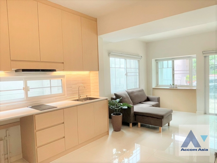  1  2 br Townhouse for rent and sale in Samutprakan ,Samutprakan  at Indy 3 Bangna Km.7 AA45127