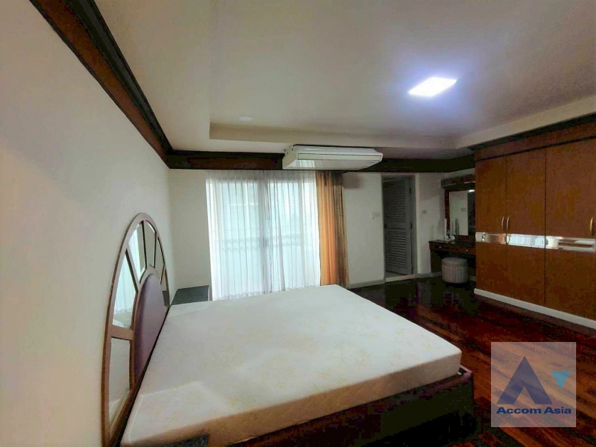 10  3 br Apartment For Rent in Sukhumvit ,Bangkok BTS Phrom Phong at Fully furnished Apartment near Samitivej Hospital 550m AA45128