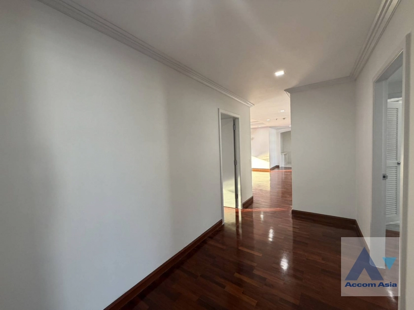 17  4 br Apartment for rent and sale in Sukhumvit ,Bangkok BTS Nana - MRT Sukhumvit at Private Environment Space AA45129