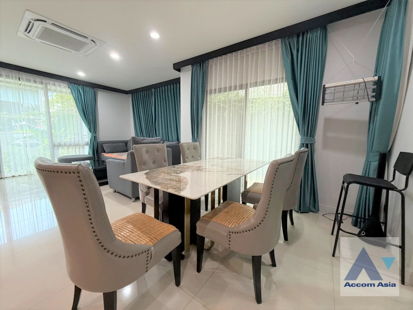 unit 4 Bedrooms  House For Rent & Sale in Krungthep Kreetha, Bangkok  near ARL Ban Thap Chang (AA45130)