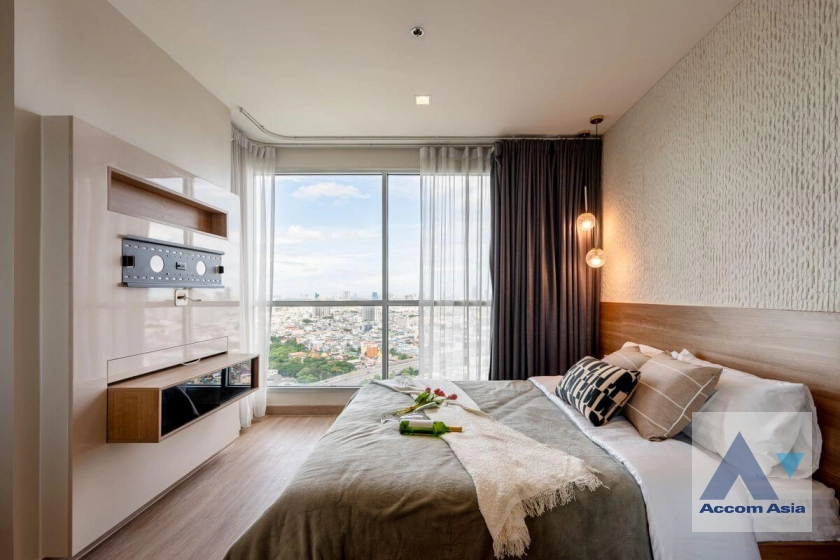 12  3 br Condominium For Sale in Sathorn ,Bangkok BTS Saphan Taksin at RHYTHM Sathorn “The Slow Collection” AA45132