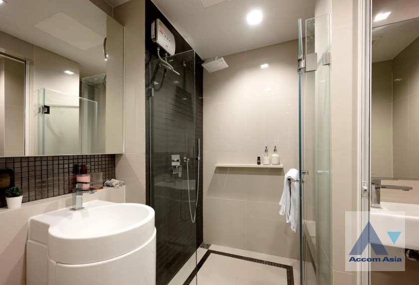 14  3 br Condominium For Sale in Sathorn ,Bangkok BTS Saphan Taksin at RHYTHM Sathorn “The Slow Collection” AA45132