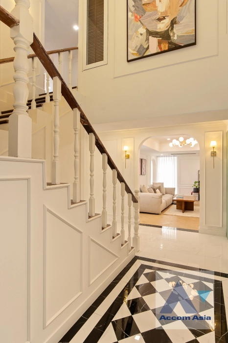 unitNewly renovated, Huge Terrace, Duplex Condo |  4 Bedrooms  Condominium For Sale in Sukhumvit, Bangkok  near BTS Phrom Phong (AA45148)