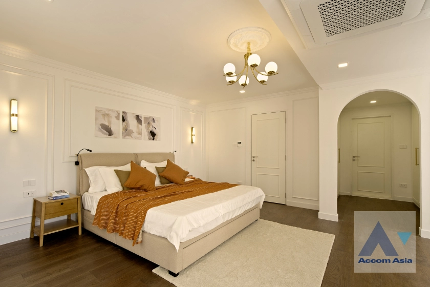 7  4 br Condominium For Sale in Sukhumvit ,Bangkok BTS Phrom Phong at Supalai Place   AA45148