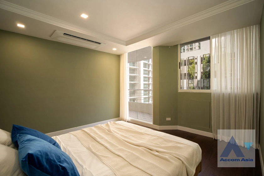 8  4 br Condominium For Sale in Sukhumvit ,Bangkok BTS Phrom Phong at Supalai Place   AA45148