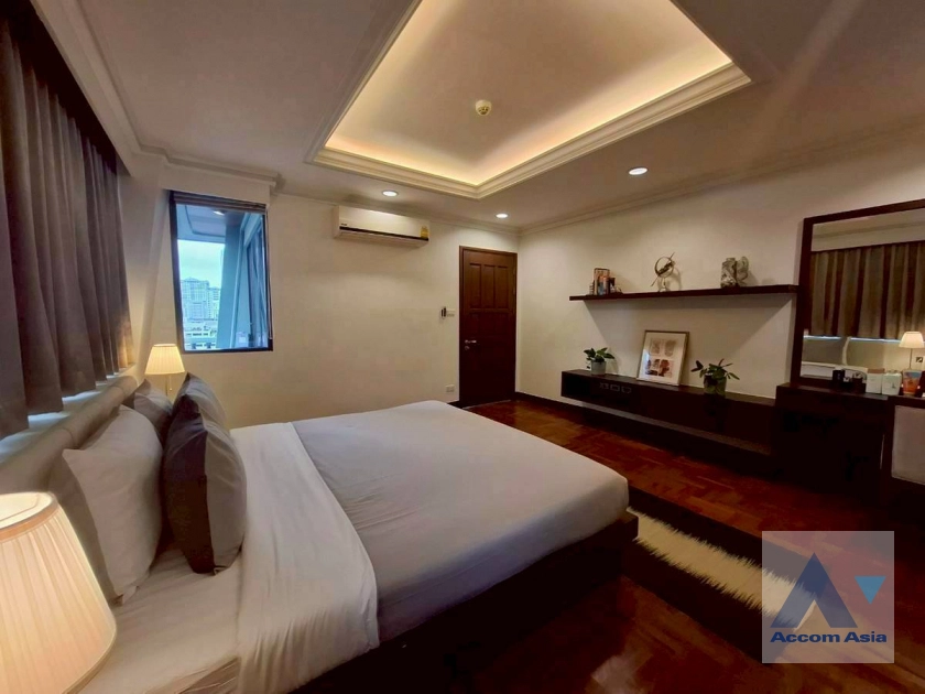 7  1 br Apartment For Rent in Ploenchit ,Bangkok BTS Ploenchit at Residence of Bangkok AA45152