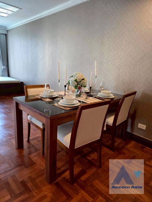 unit 1 Bedroom  Apartment For Rent in Ploenchit, Bangkok  near BTS Ploenchit (AA45152)