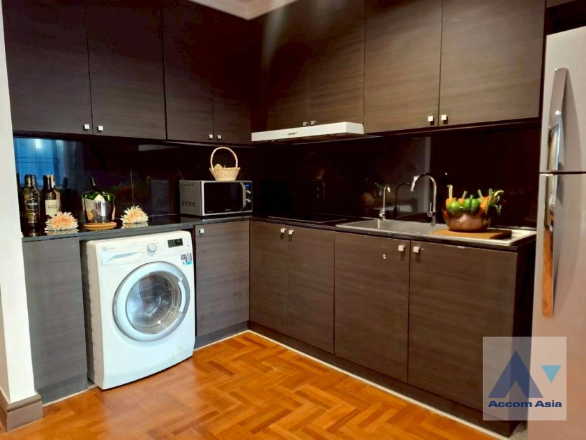 5  1 br Apartment For Rent in Ploenchit ,Bangkok BTS Ploenchit at Residence of Bangkok AA45152