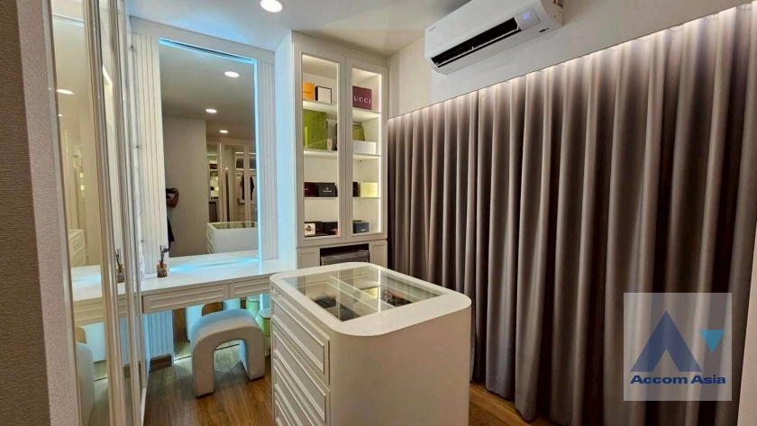 9  4 br House for rent and sale in Samutprakan ,Samutprakan  at The  Centro Bangna KM.7 AA45153