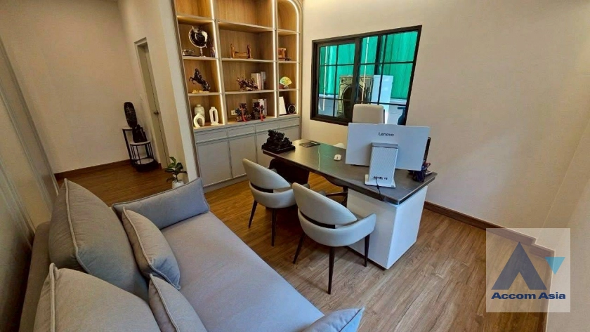 unitFully Furnished |  4 Bedrooms  House For Rent & Sale in Samutprakan, Samutprakan  (AA45153)