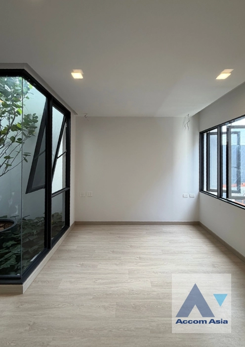 24  3 br Townhouse for rent and sale in Lat Phrao ,Bangkok  at The Cabinet 29 AA45154
