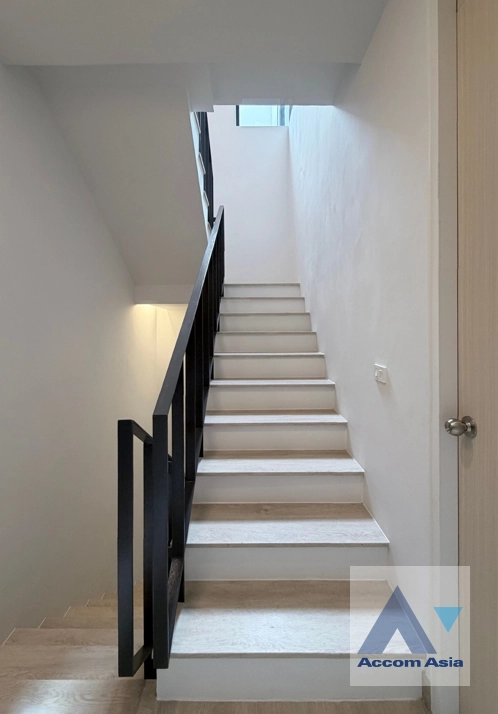 30  3 br Townhouse for rent and sale in Lat Phrao ,Bangkok  at The Cabinet 29 AA45156