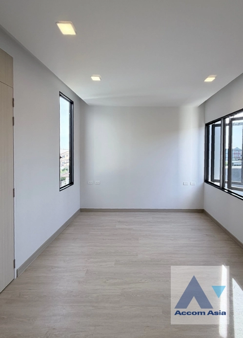 34  3 br Townhouse for rent and sale in Lat Phrao ,Bangkok  at The Cabinet 29 AA45156
