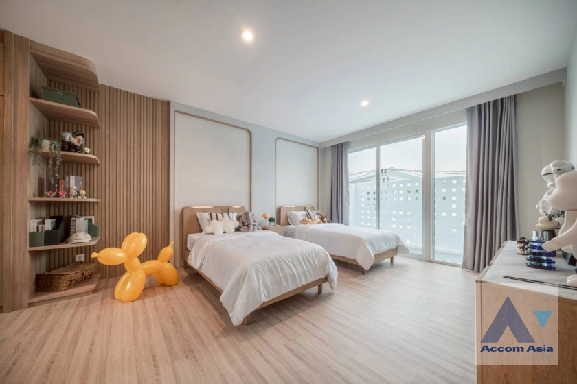 19  4 br House For Rent in Latkrabang ,Bangkok ARL Ban Thap Chang at Nirvana ABSOLUTE Krungthep Kreetha AA45157