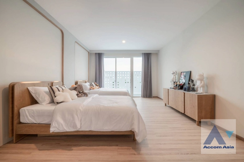 20  4 br House For Rent in Latkrabang ,Bangkok ARL Ban Thap Chang at Nirvana ABSOLUTE Krungthep Kreetha AA45157