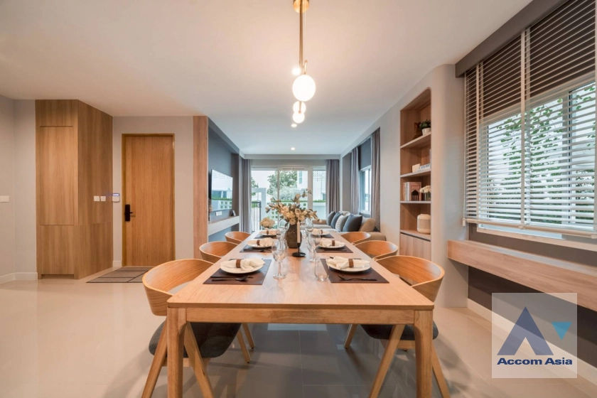 5  4 br House For Rent in Latkrabang ,Bangkok ARL Ban Thap Chang at Nirvana ABSOLUTE Krungthep Kreetha AA45157