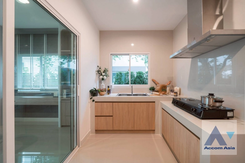 14  4 br House For Rent in Latkrabang ,Bangkok ARL Ban Thap Chang at Nirvana ABSOLUTE Krungthep Kreetha AA45157