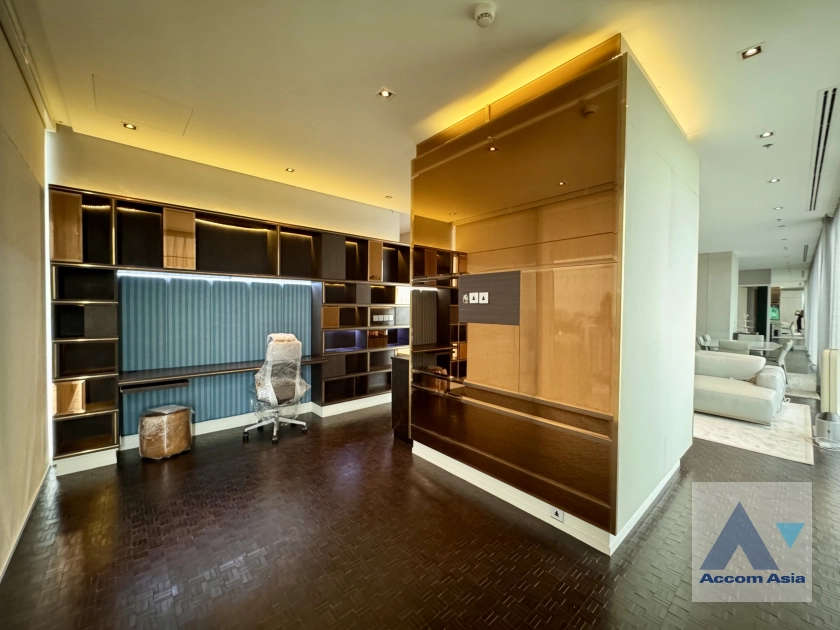 17  4 br Condominium for rent and sale in Silom ,Bangkok BTS Chong Nonsi at The Ritz Carlton Residences AA45158