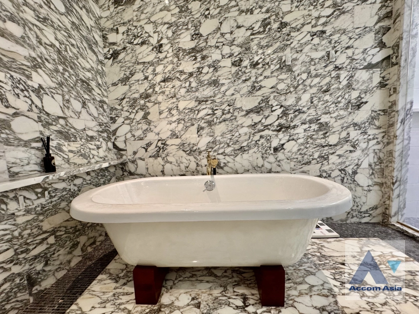 37  4 br Condominium for rent and sale in Silom ,Bangkok BTS Chong Nonsi at The Ritz Carlton Residences AA45158