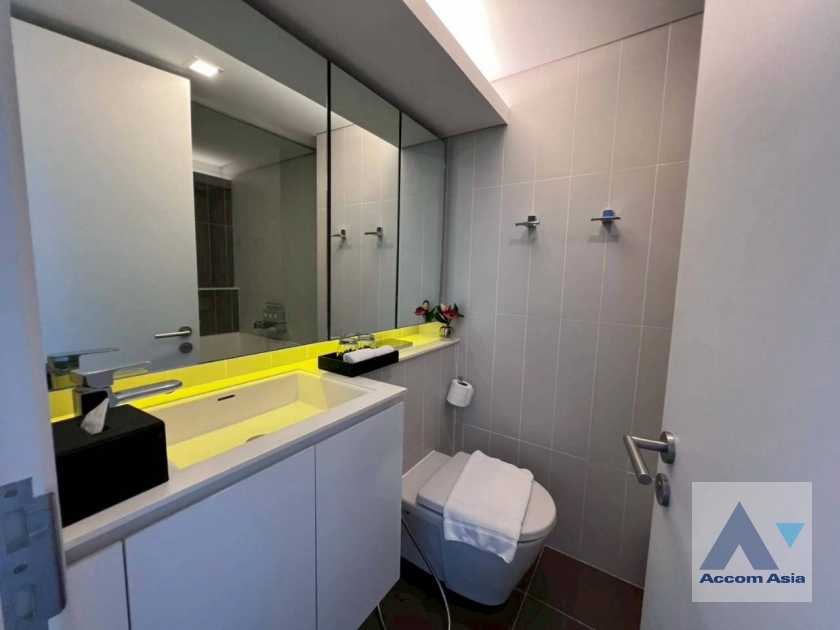 18  2 br Condominium For Rent in Sukhumvit ,Bangkok BTS On Nut at Ramada Plaza Residence AA45161