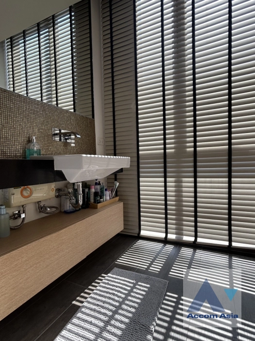 4  2 br Condominium For Rent in Sukhumvit ,Bangkok BTS Ekkamai at The Lofts Ekkamai  AA45164