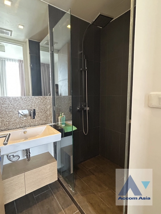 5  2 br Condominium For Rent in Sukhumvit ,Bangkok BTS Ekkamai at The Lofts Ekkamai  AA45164