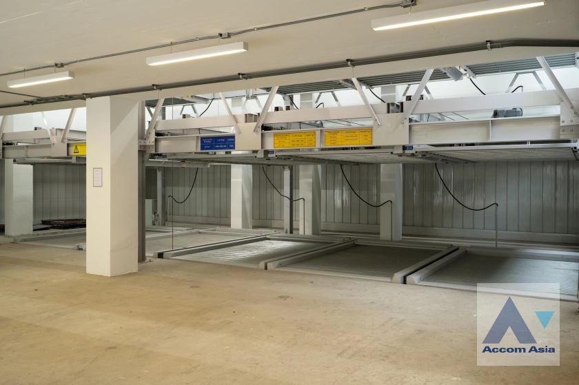 19  Building for rent and sale in Pattanakarn ,Bangkok ARL Hua Mak AA45165