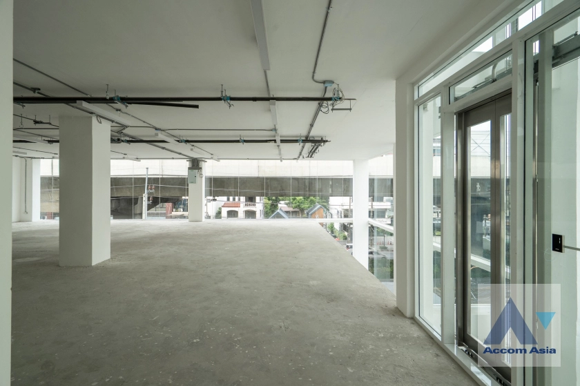 10  Building for rent and sale in Pattanakarn ,Bangkok ARL Hua Mak AA45165