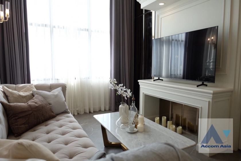 unitDuplex Condo |  2 Bedrooms  Condominium For Rent & Sale in Sathorn, Bangkok  near BTS Chong Nonsi (AA45166)