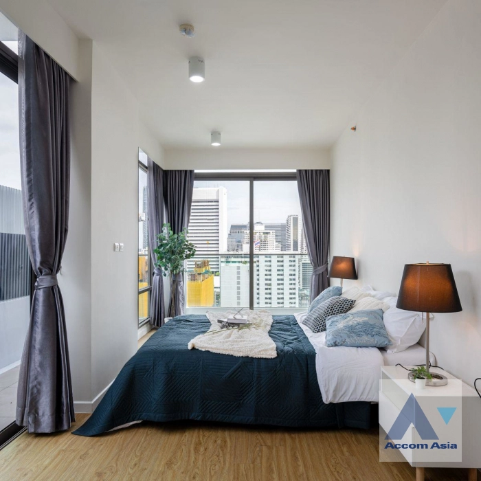 17  3 br Condominium For Sale in Silom ,Bangkok BTS Chong Nonsi - MRT Sam Yan at Siamese Surawong AA45168