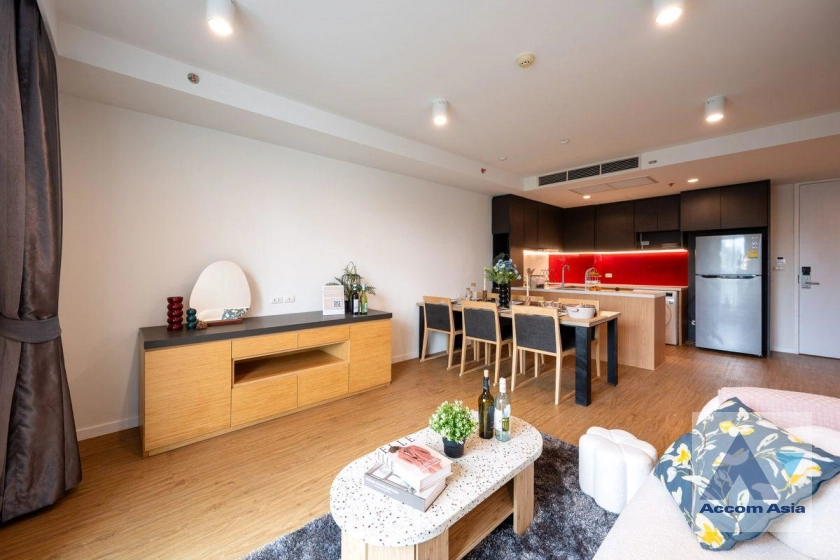 5  3 br Condominium For Sale in Silom ,Bangkok BTS Chong Nonsi - MRT Sam Yan at Siamese Surawong AA45168