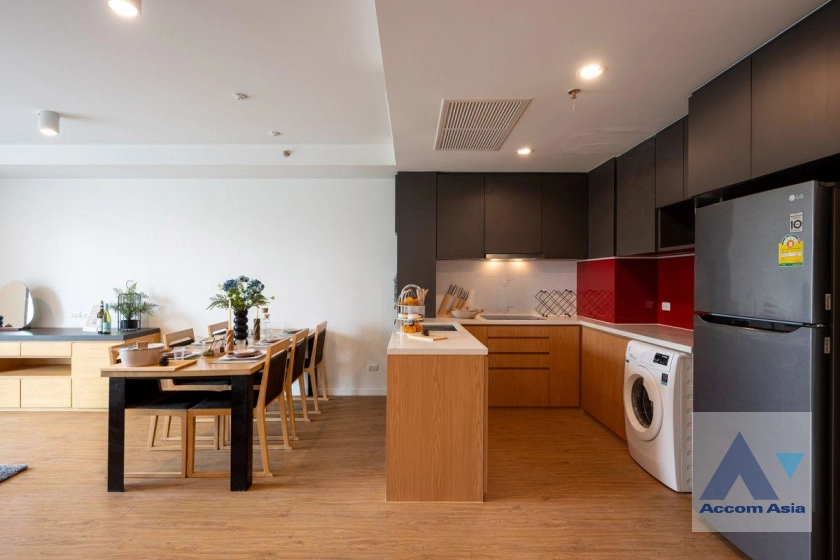 8  3 br Condominium For Sale in Silom ,Bangkok BTS Chong Nonsi - MRT Sam Yan at Siamese Surawong AA45168