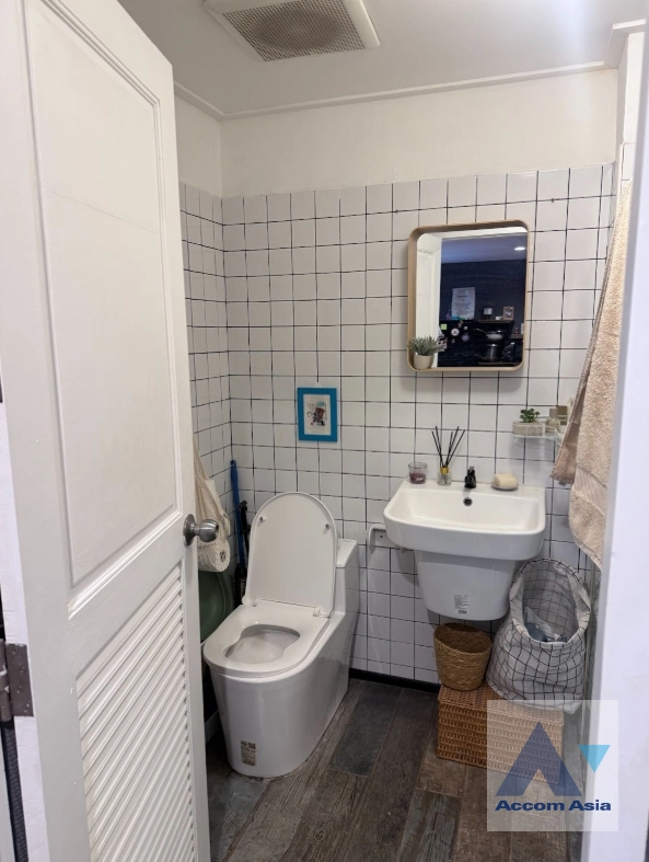 6  1 br Condominium for rent and sale in Sukhumvit ,Bangkok BTS Ekkamai at Le Cosi AA45173