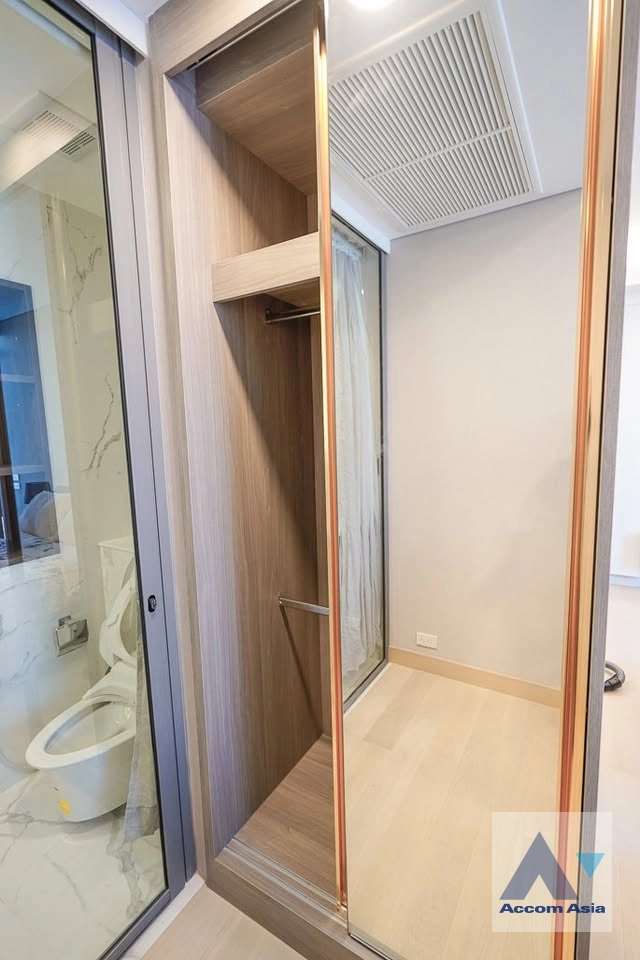 10  1 br Condominium for rent and sale in Sukhumvit ,Bangkok MRT Queen Sirikit National Convention Center at Siamese Exclusive Queens AA45174